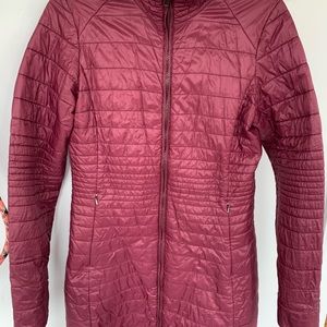 Patagonia Fiona lightweight parka maroon/cranberry/burgundy color Medium